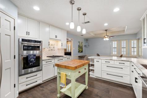 1414 O Shannon Lane Garland TX 75044
