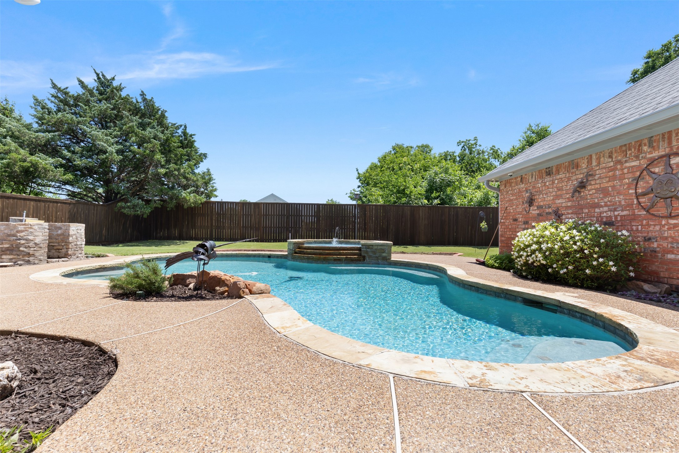 1414 O Shannon Lane Garland TX 75044
