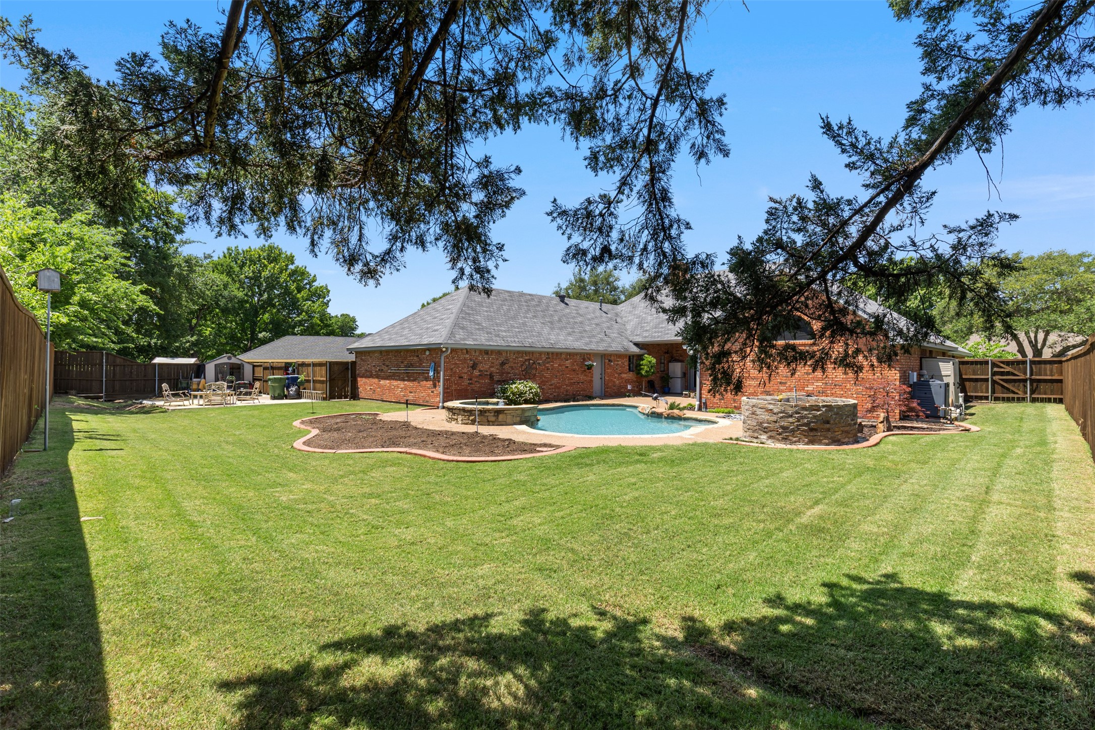 1414 O Shannon Lane Garland TX 75044