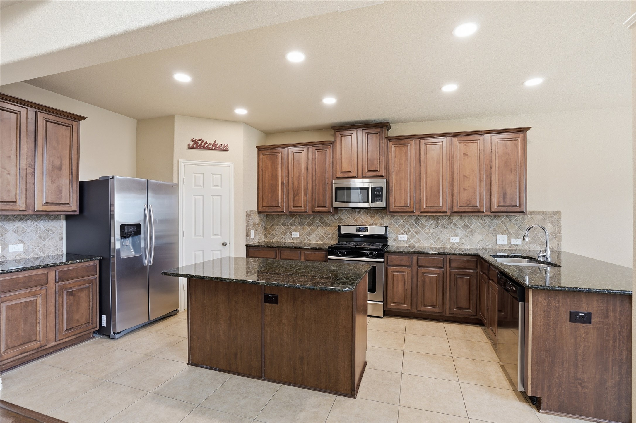 4121 Burwood Drive Fort Worth TX 76262