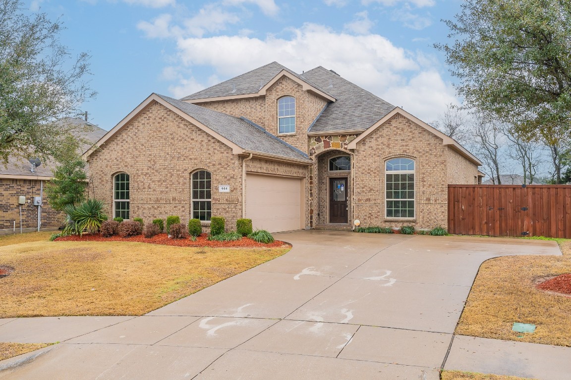 104 Conures Drive Desoto TX 75115