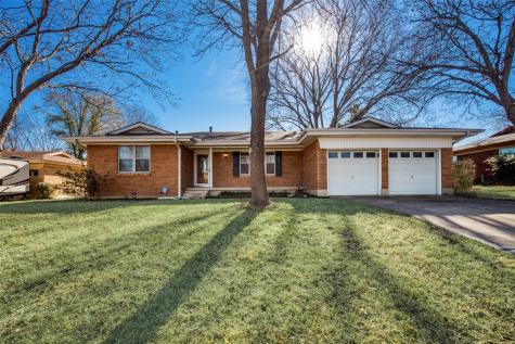 7512 Bridges Avenue Richland Hills TX 76118