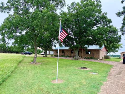 1611 County Road 1155 Bonham TX 75418