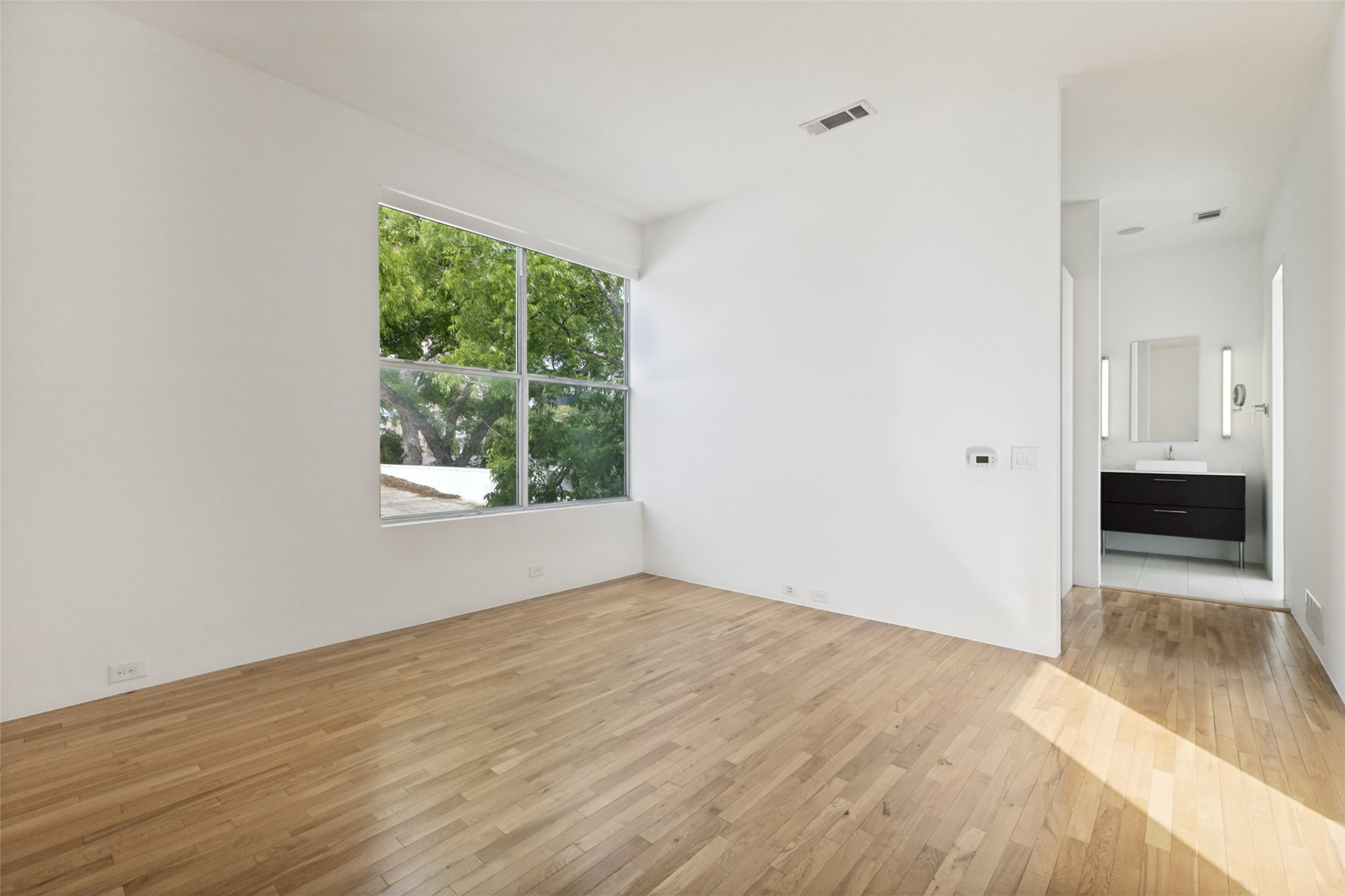 2323 Rusk Place Dallas TX 75204
