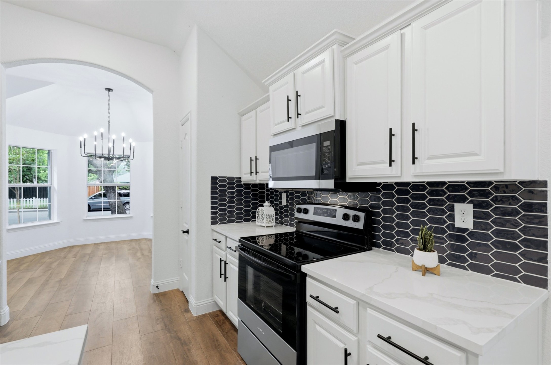 906 Oak Street Mckinney TX 75069