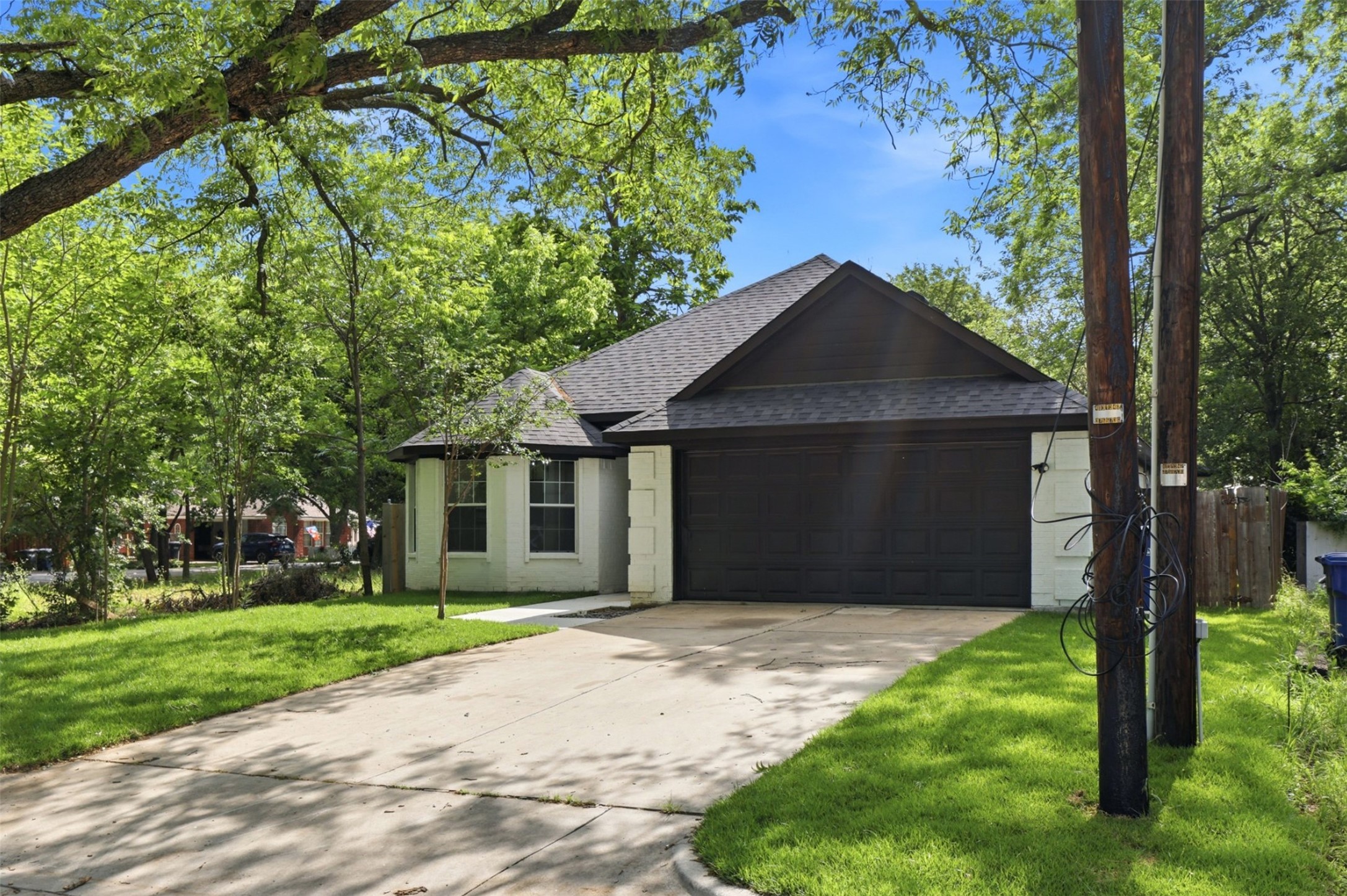 906 Oak Street Mckinney TX 75069