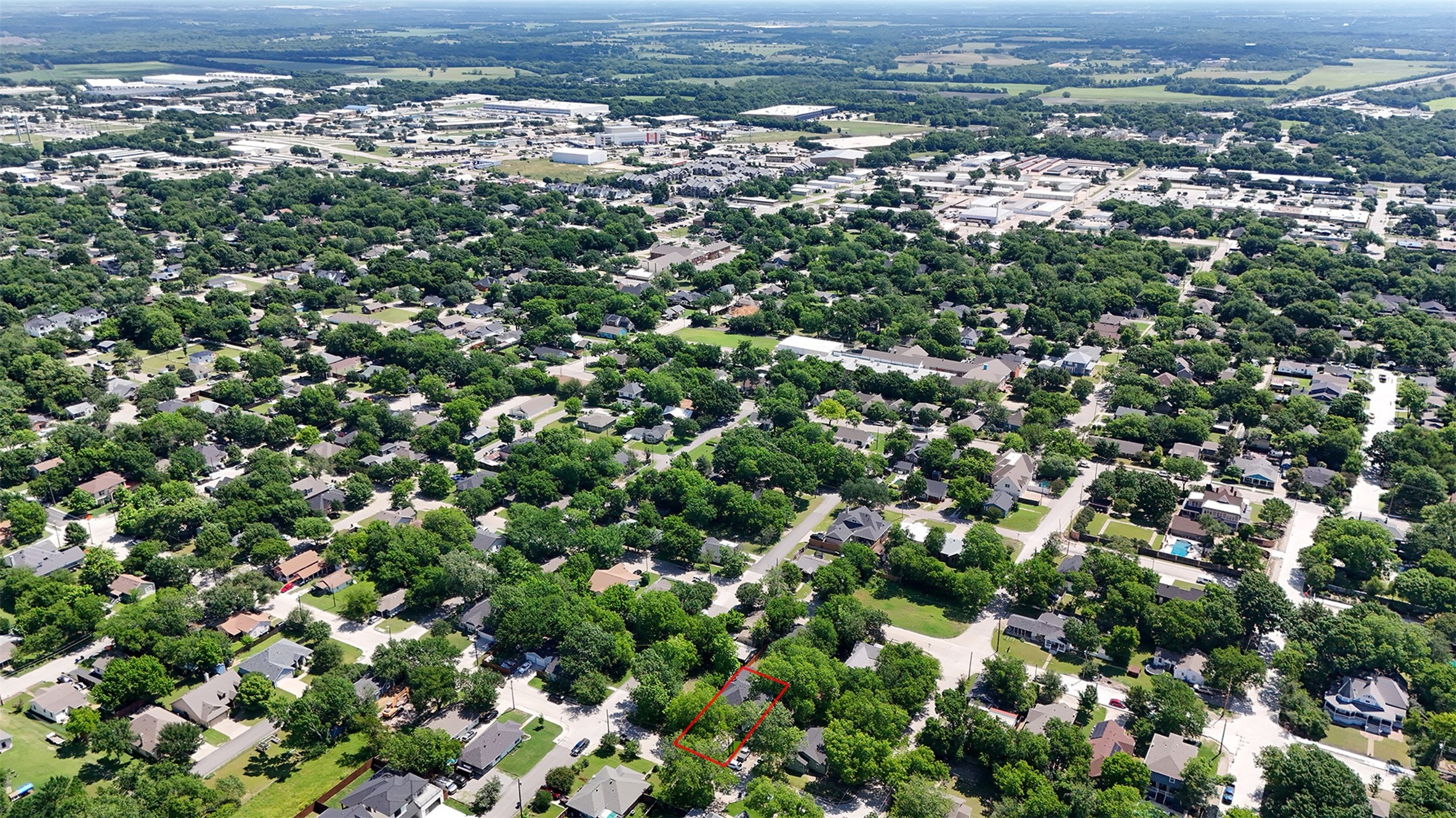 906 Oak Street Mckinney TX 75069