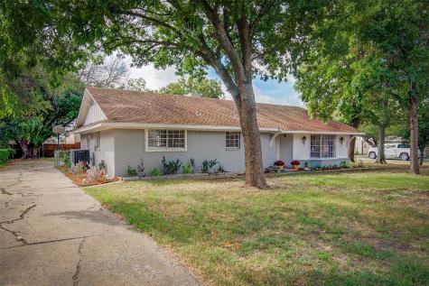 435 W Fulton Street Van Alstyne TX 75495