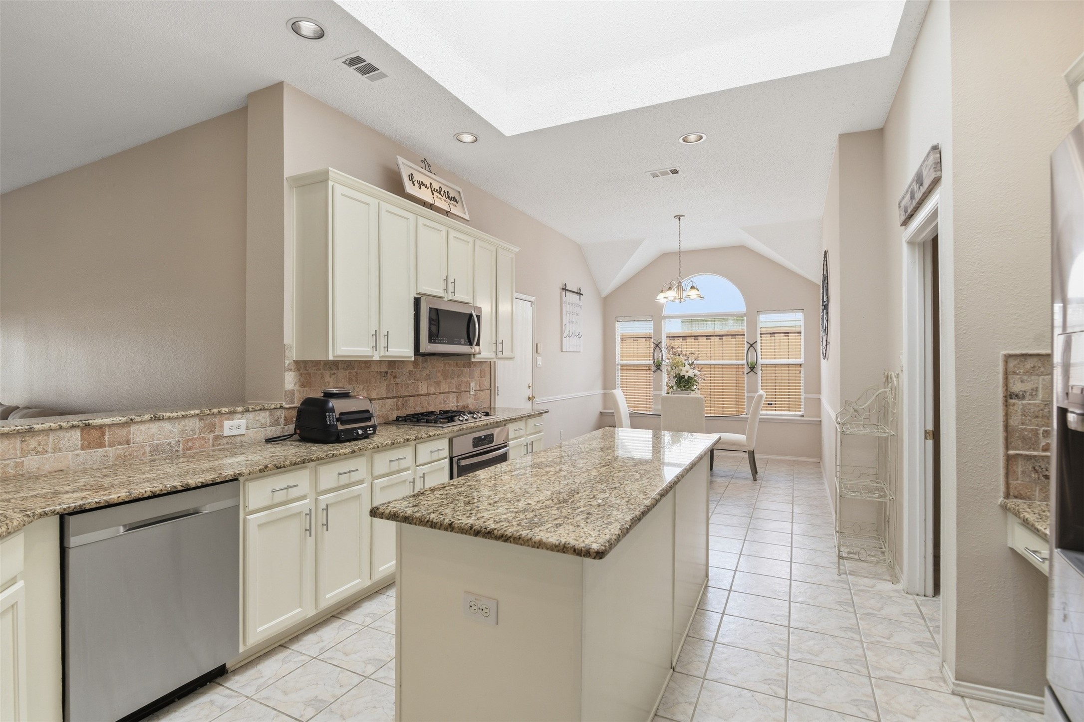 812 Patricia Drive Allen TX 75002