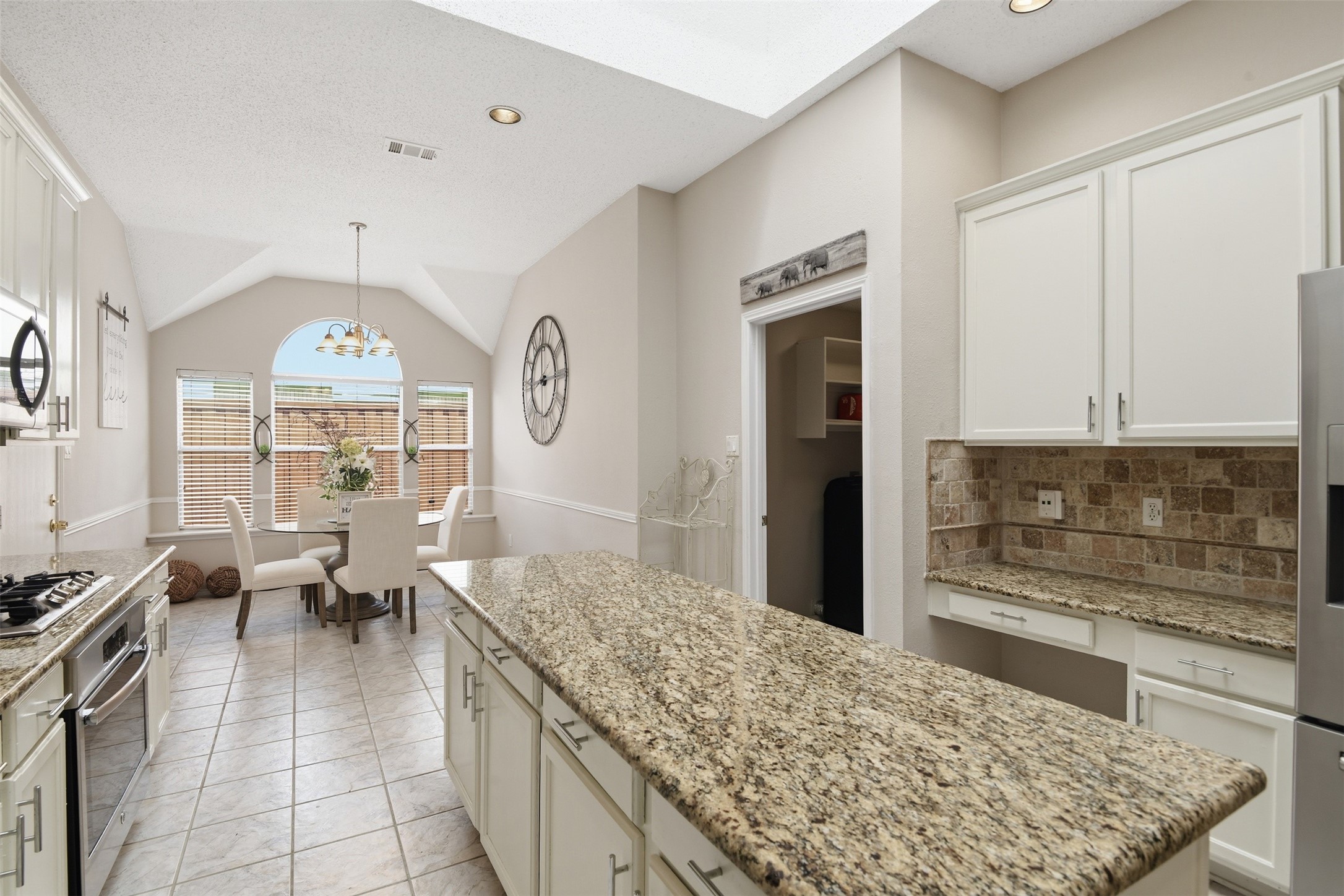 812 Patricia Drive Allen TX 75002