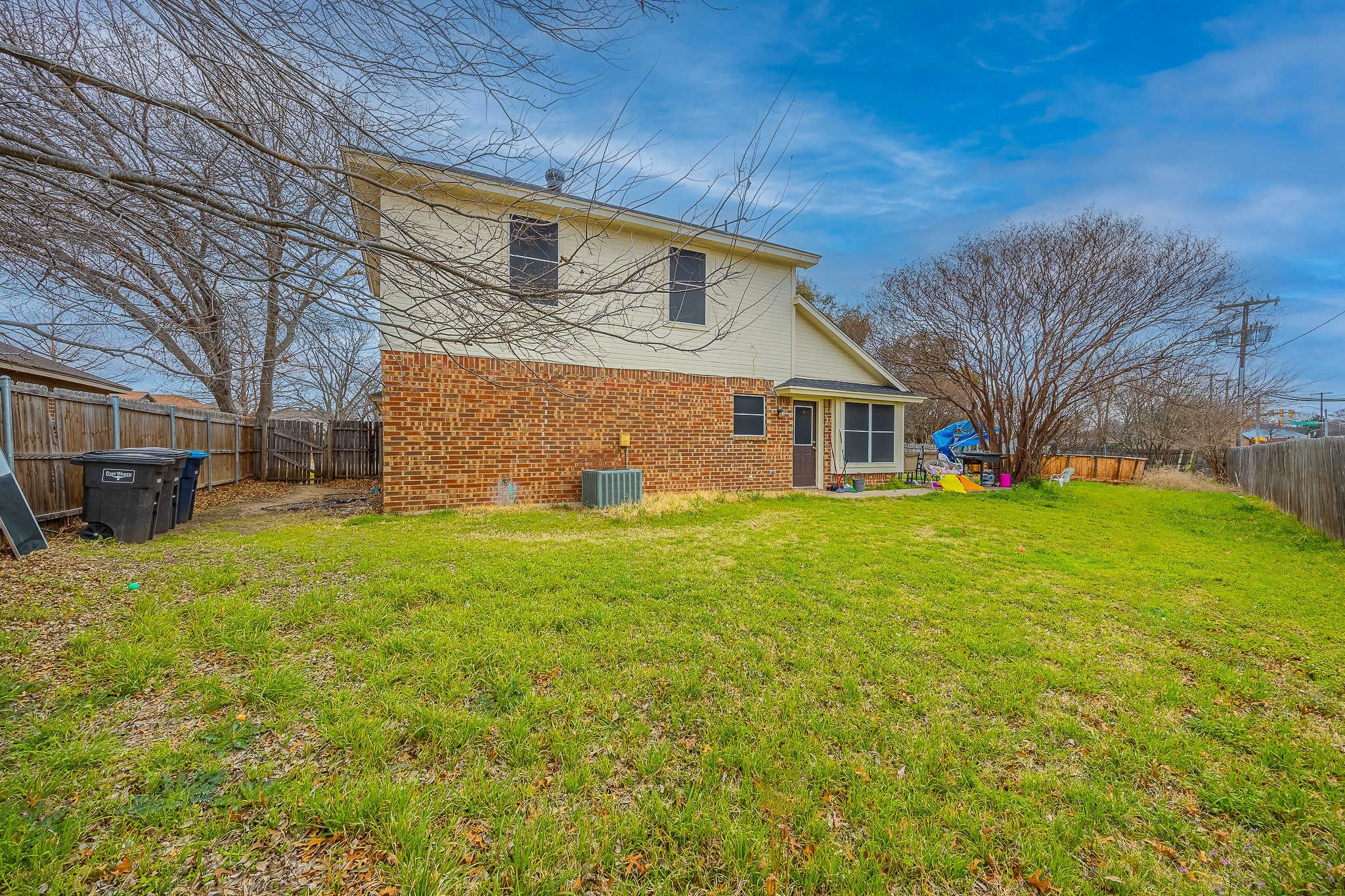 101 Chapel Creek Fort Worth TX 76108