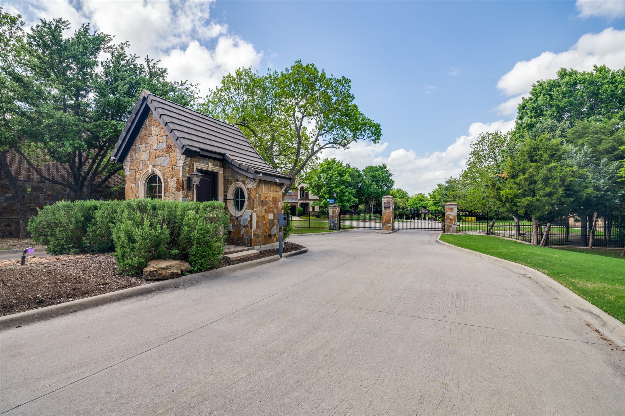 3921 Clear Creek Court Richardson TX 75082