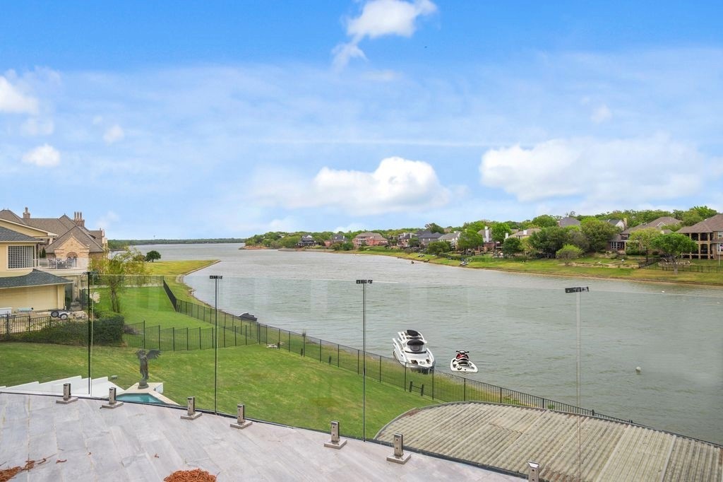 656 Timbercrest Circle Highland Village TX 75077