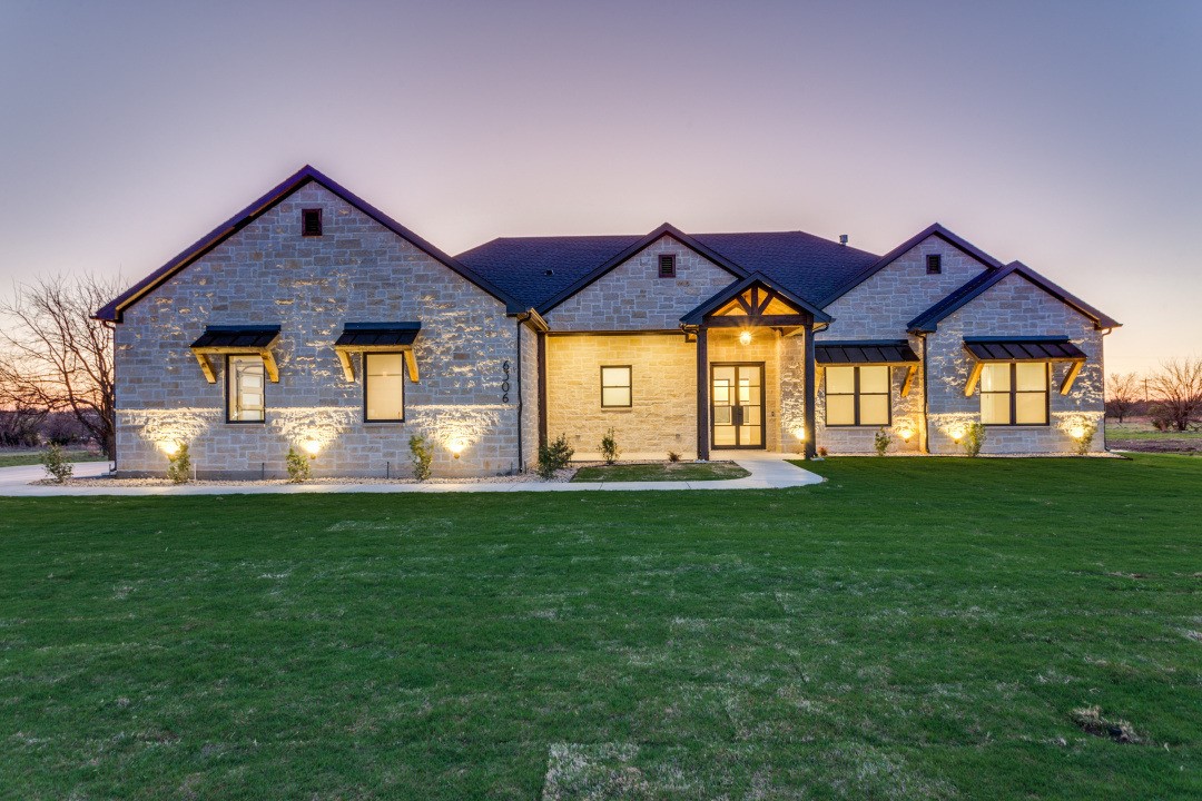6306 Starlight Ranch Road Godley TX 76044