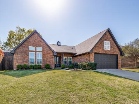 3307 Cliffview Drive Corinth TX 76210