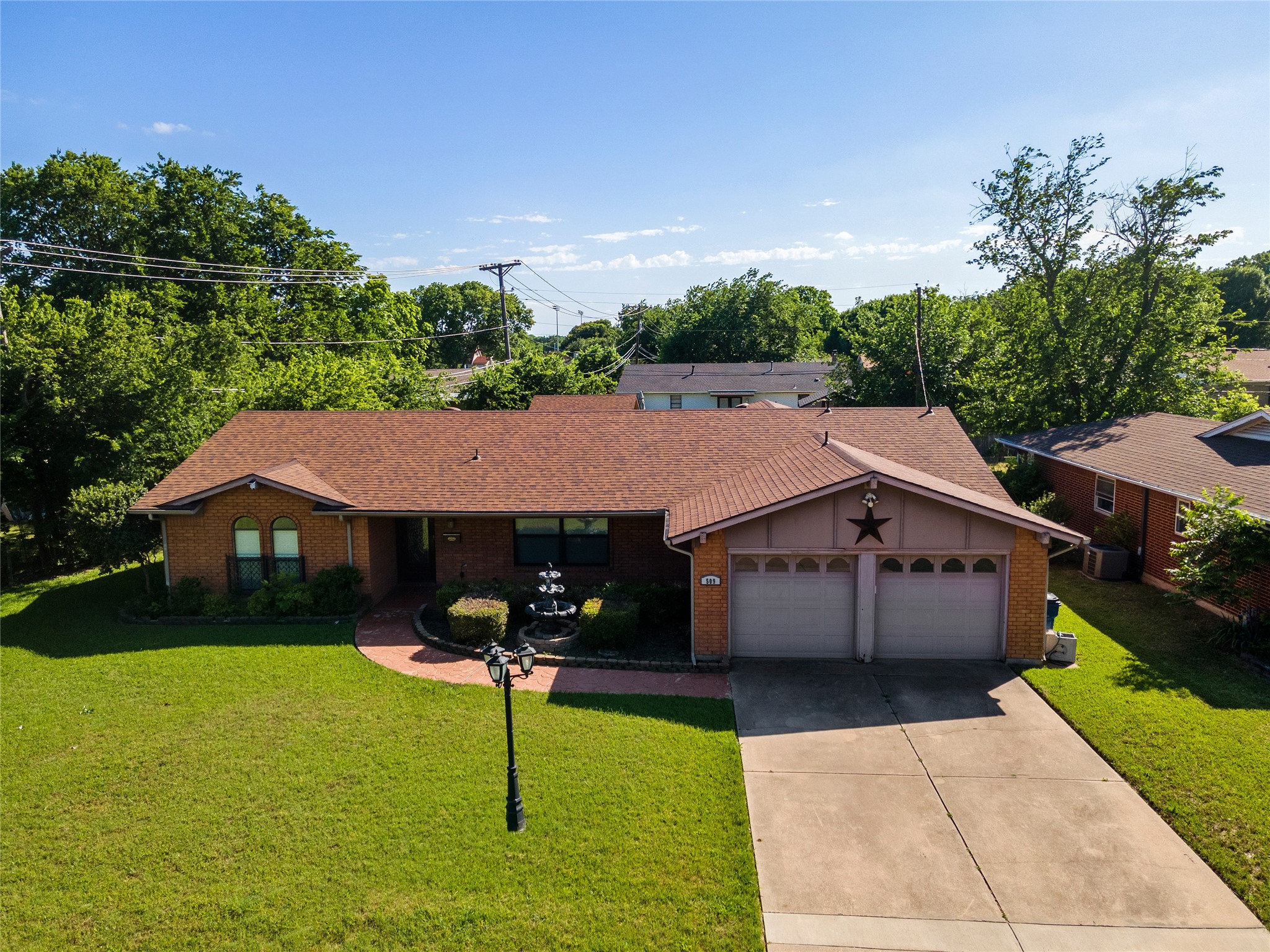 509 NW Mound Street Burleson TX 76028