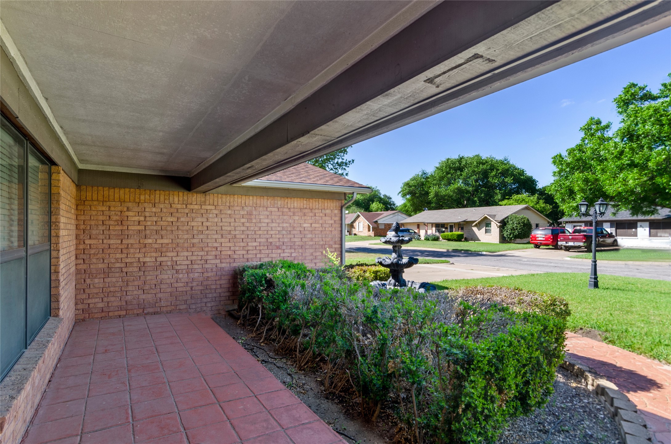 509 NW Mound Street Burleson TX 76028