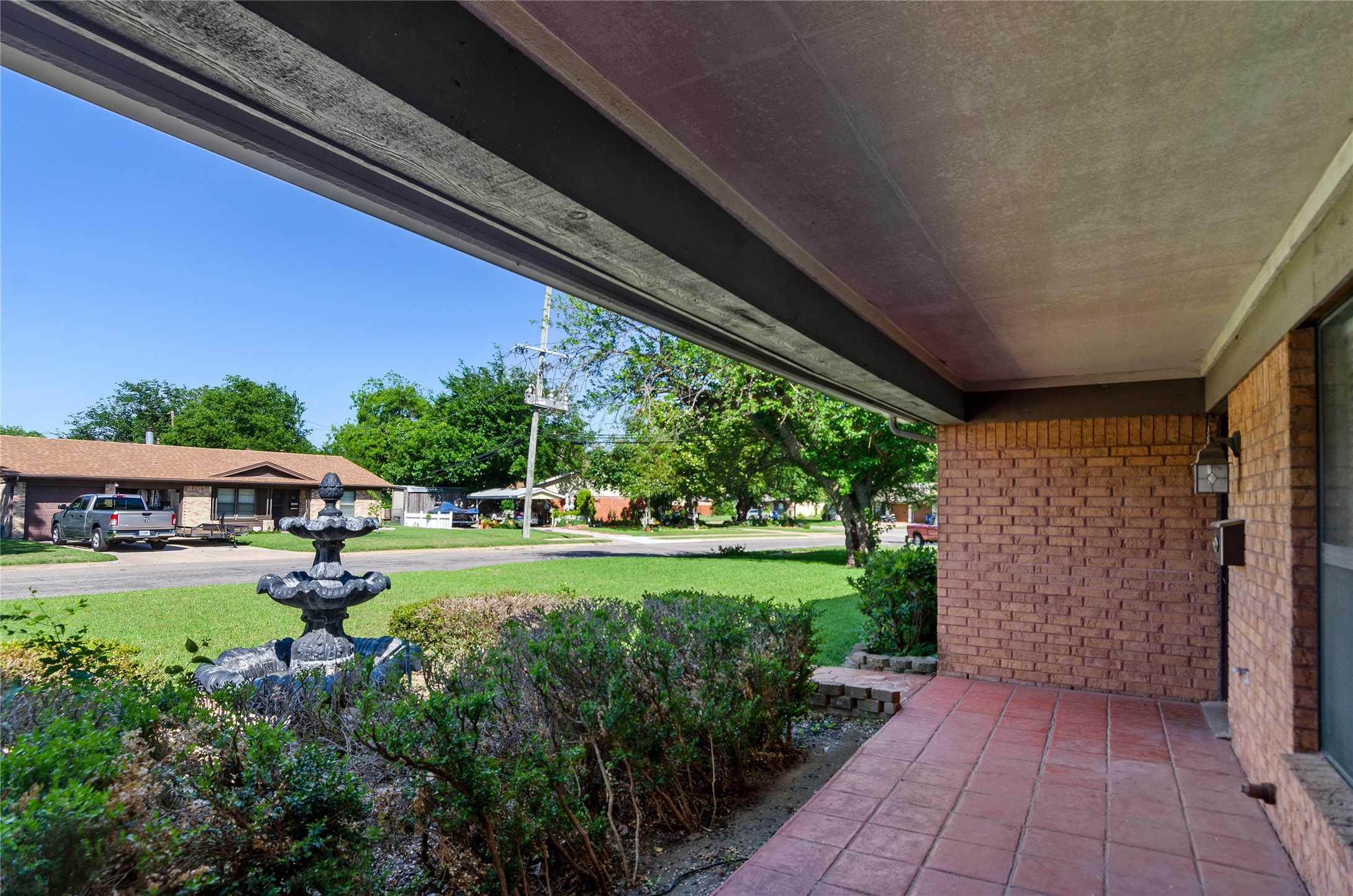 509 NW Mound Street Burleson TX 76028