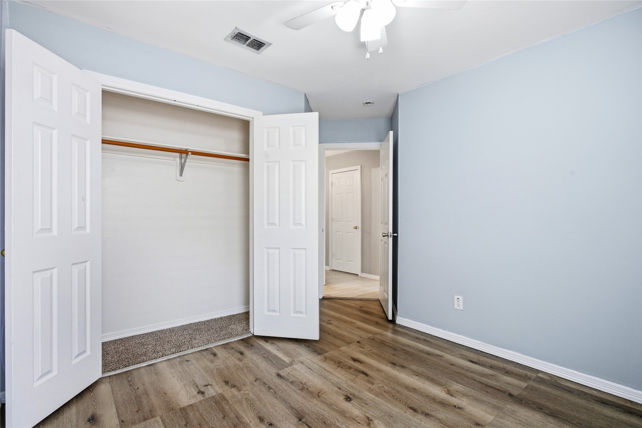 5503 Alta Verde Circle Arlington TX 76017