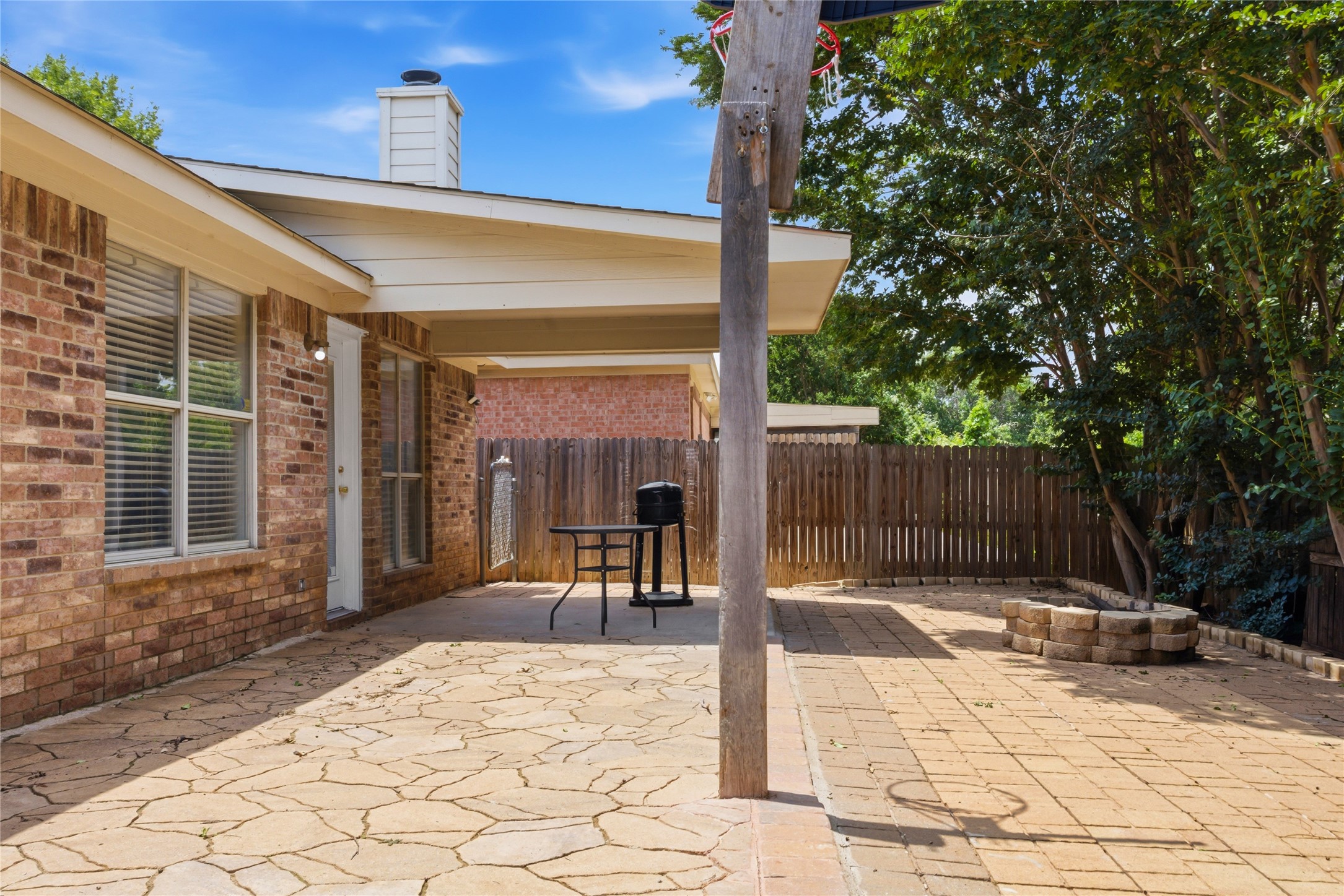 5503 Alta Verde Circle Arlington TX 76017