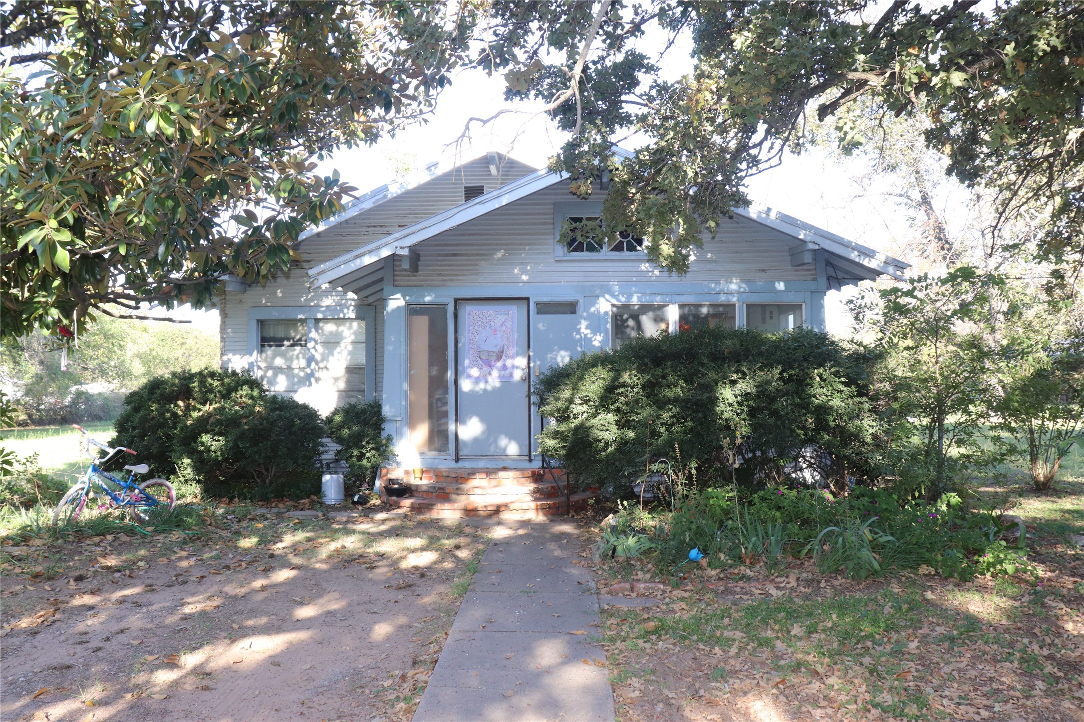 207 S Winkler Street Gorman TX 76454