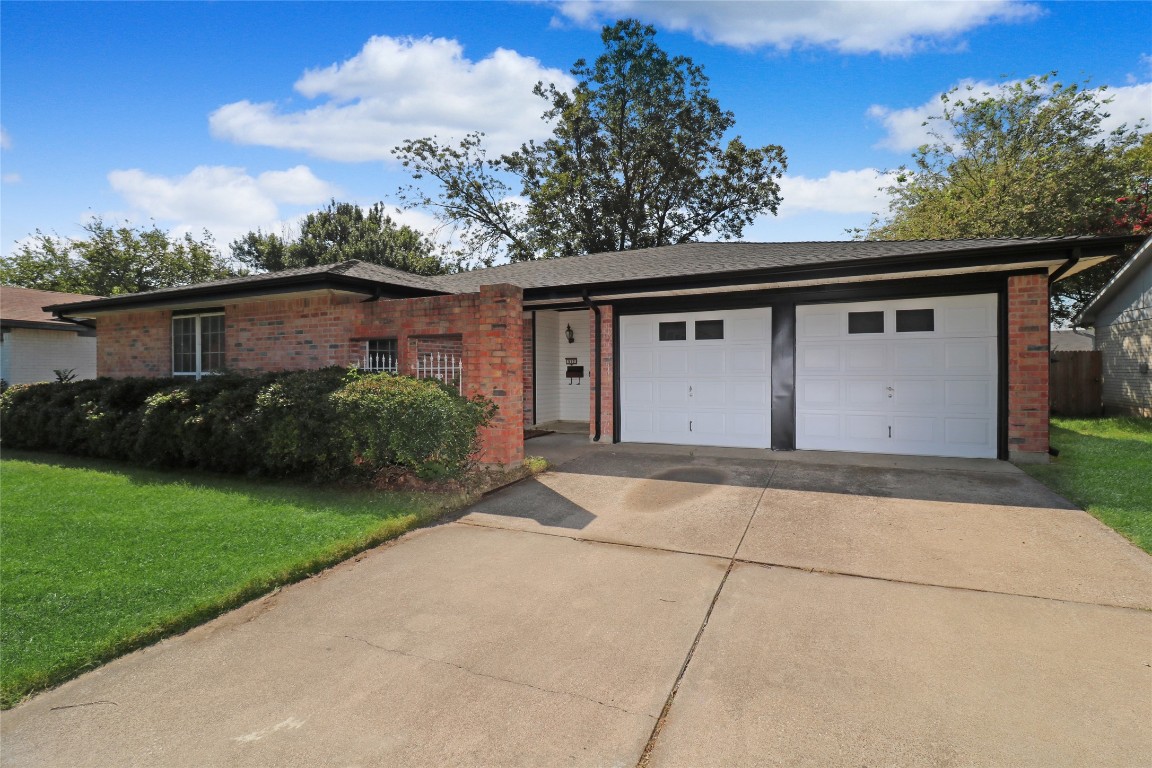 512 Sussex Drive Arlington TX 76014