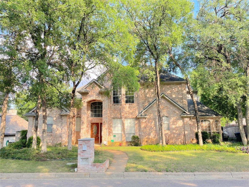 8720 Racquet Club Drive Fort Worth TX 76120