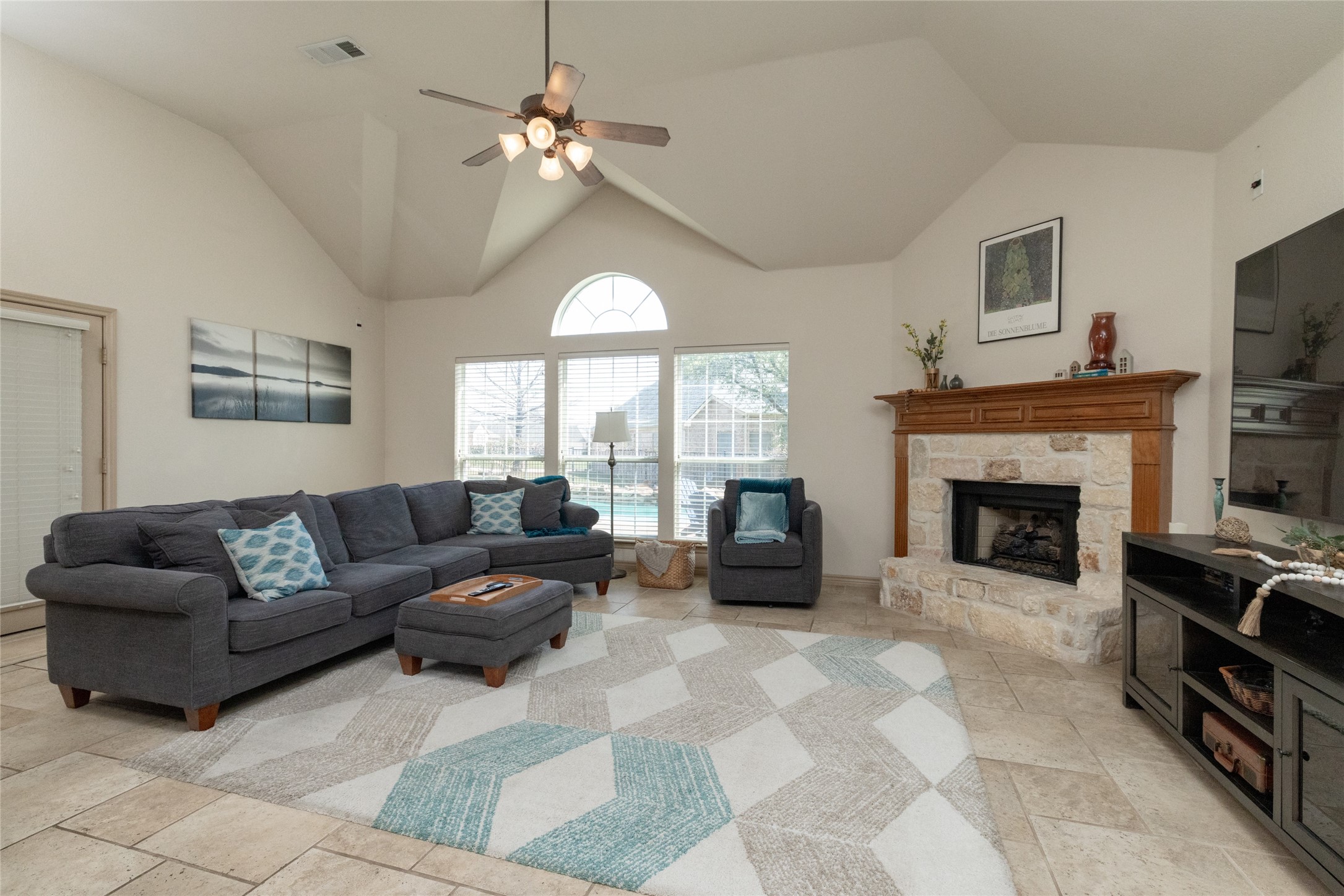 3404 Brookshire Run Corinth TX 76210
