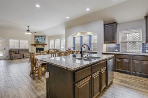 118 Gateway Drive Alvarado TX 76009