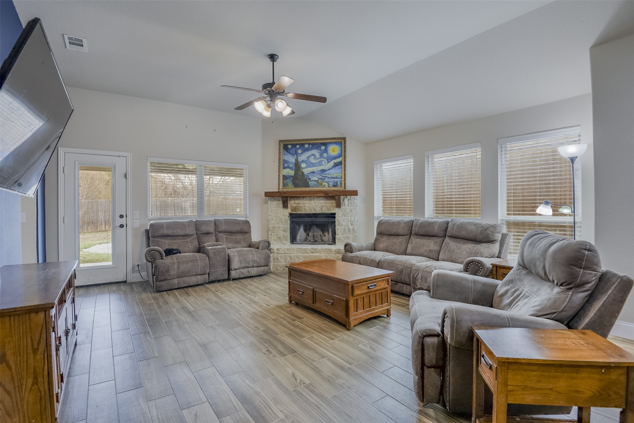 118 Gateway Drive Alvarado TX 76009