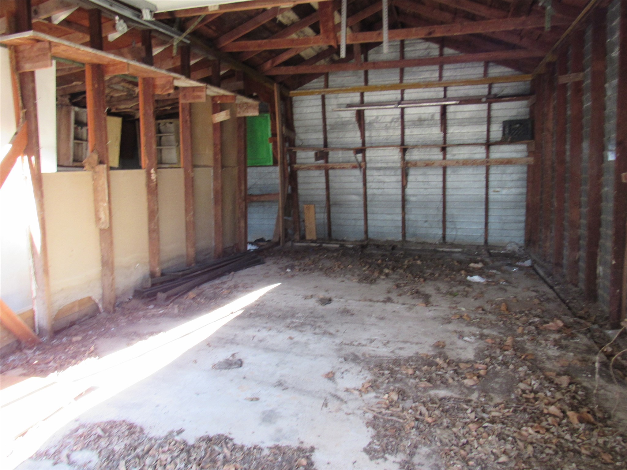 3807 Beverly Drive Beverly Hills TX 76711