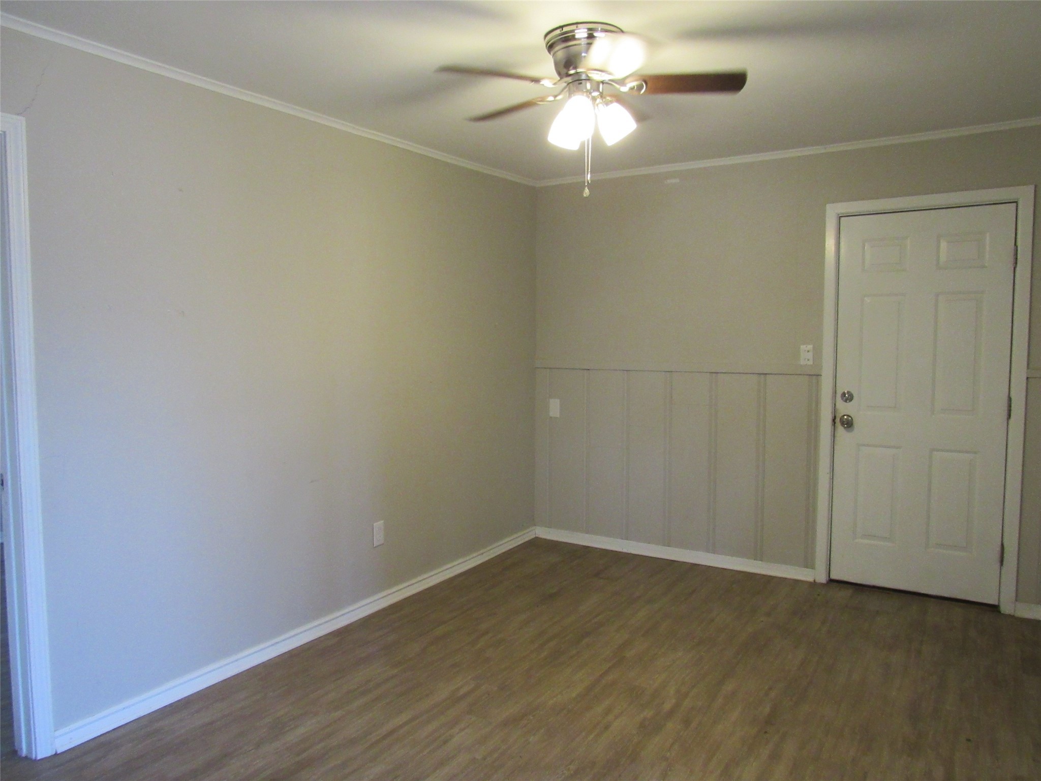 3807 Beverly Drive Beverly Hills TX 76711