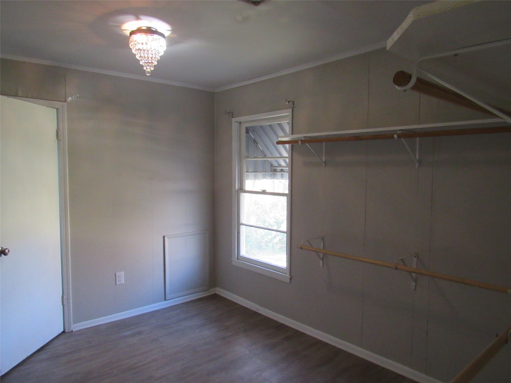 3807 Beverly Drive Beverly Hills TX 76711