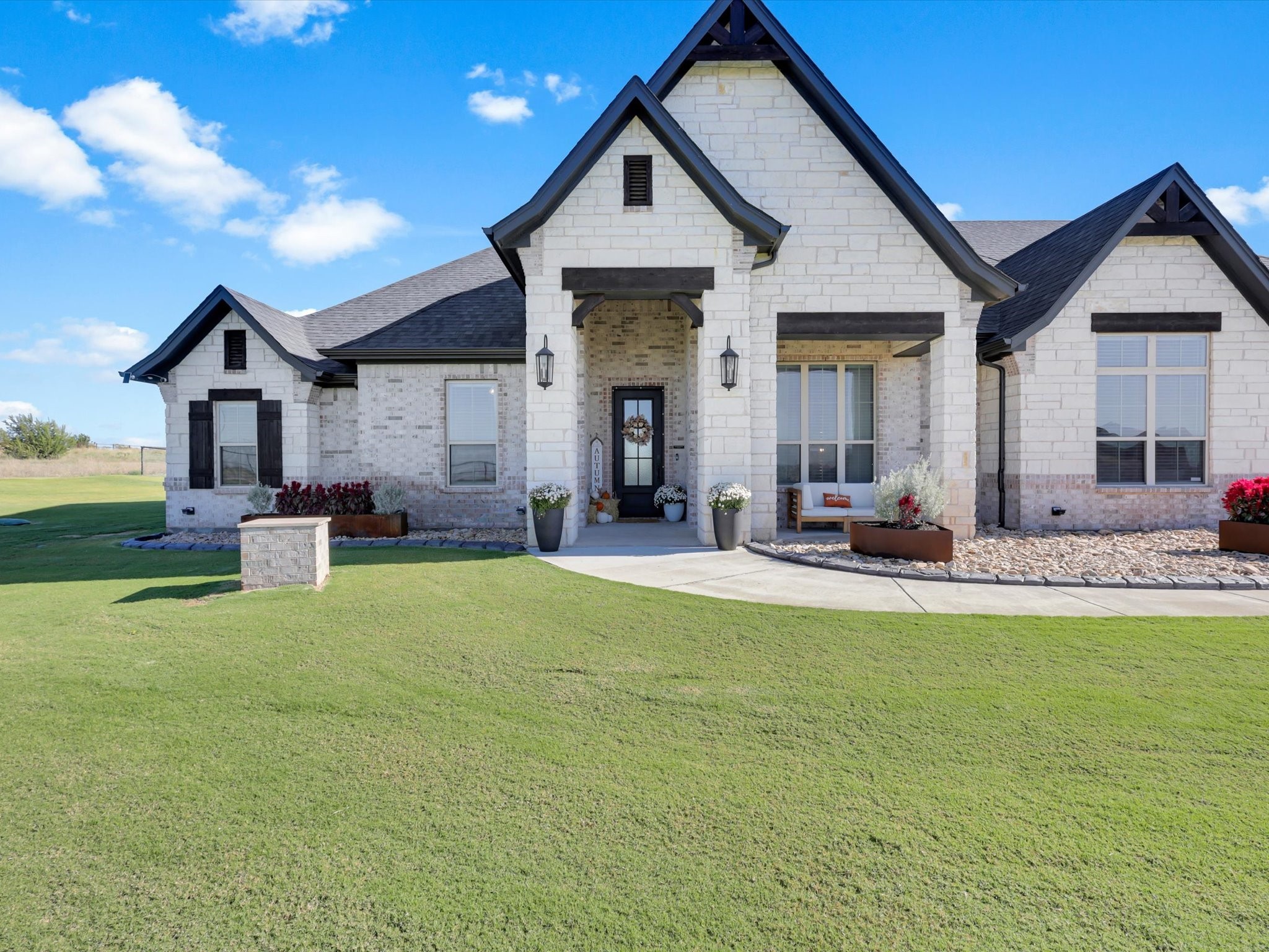 2005 Eagles Ridge Drive Weatherford TX 76087