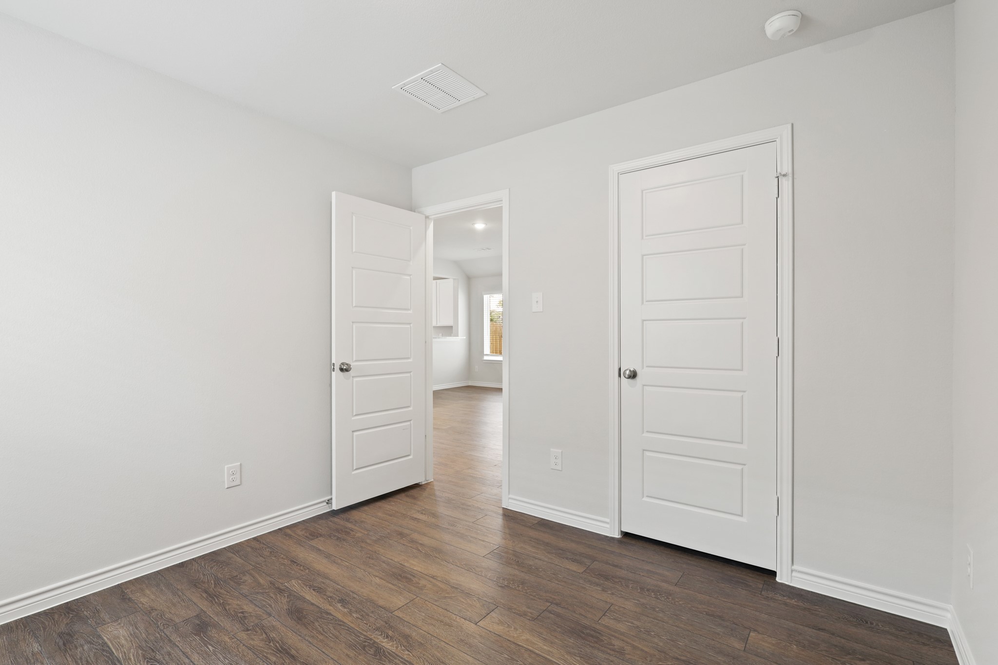 1601 Romans Road Ennis TX 75119