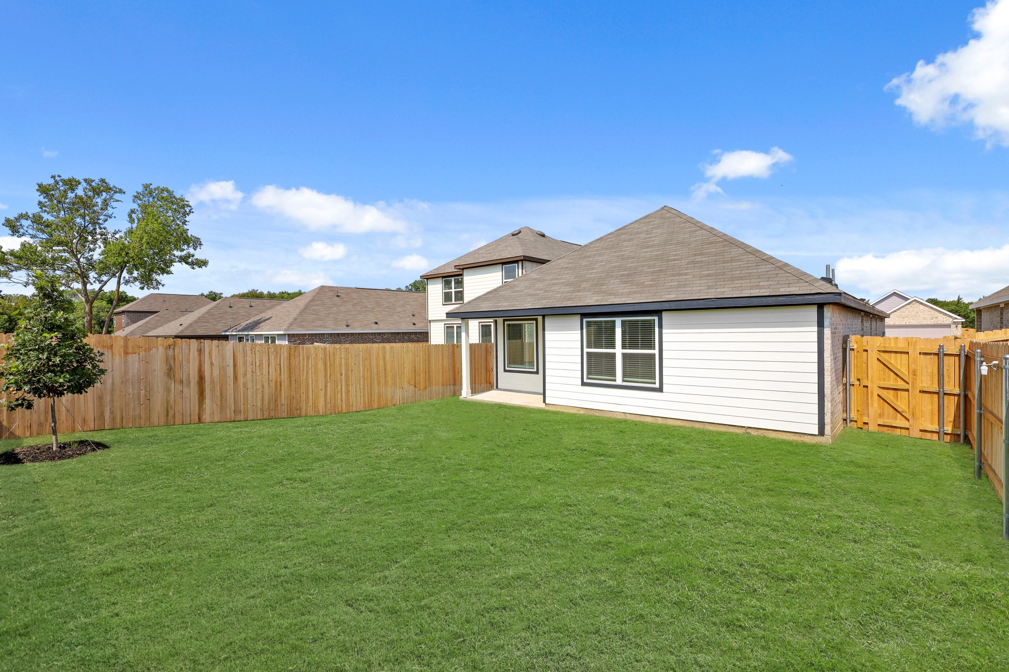1601 Romans Road Ennis TX 75119