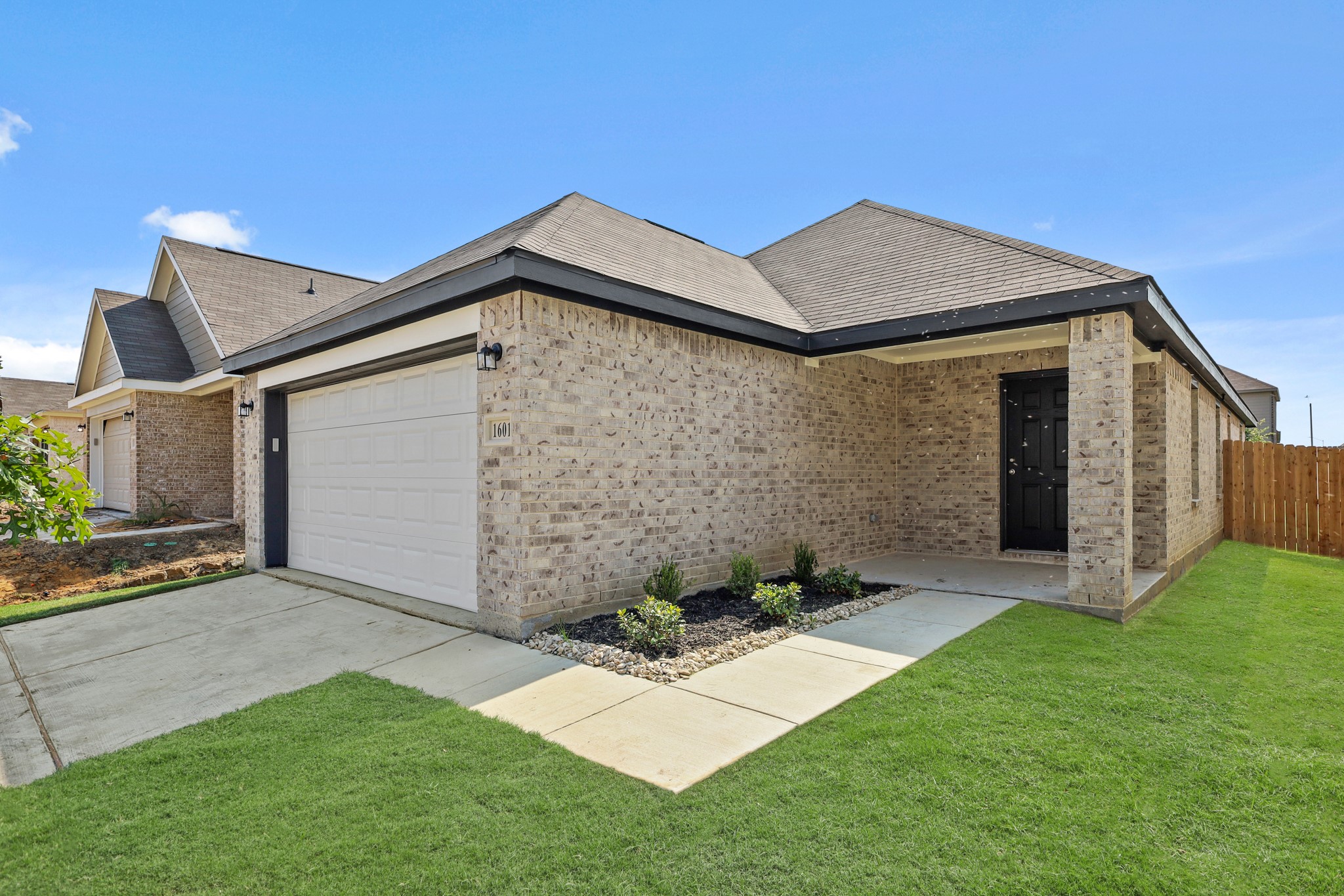 1601 Romans Road Ennis TX 75119