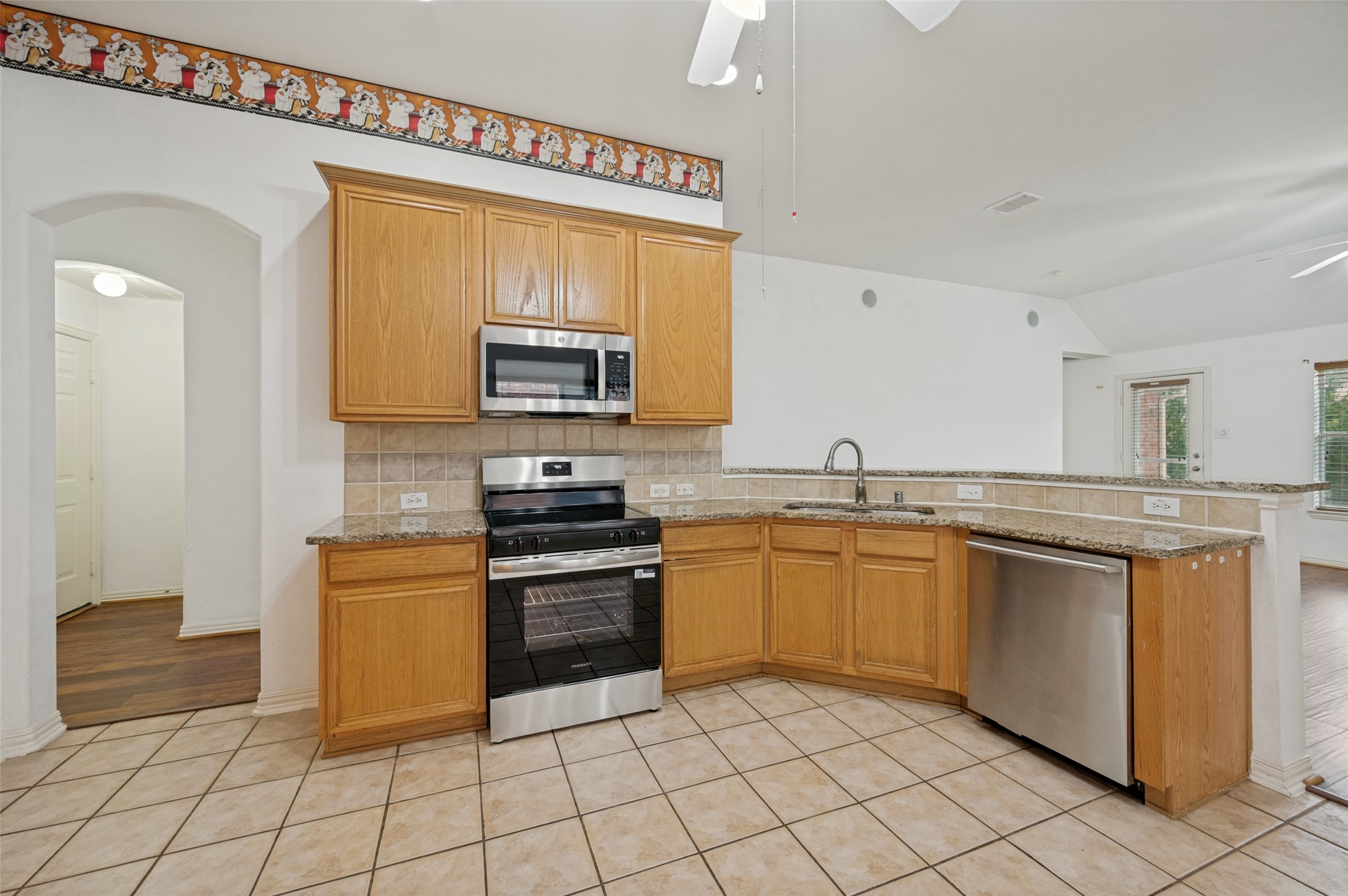 7806 Quiet Waters Drive Arlington TX 76016