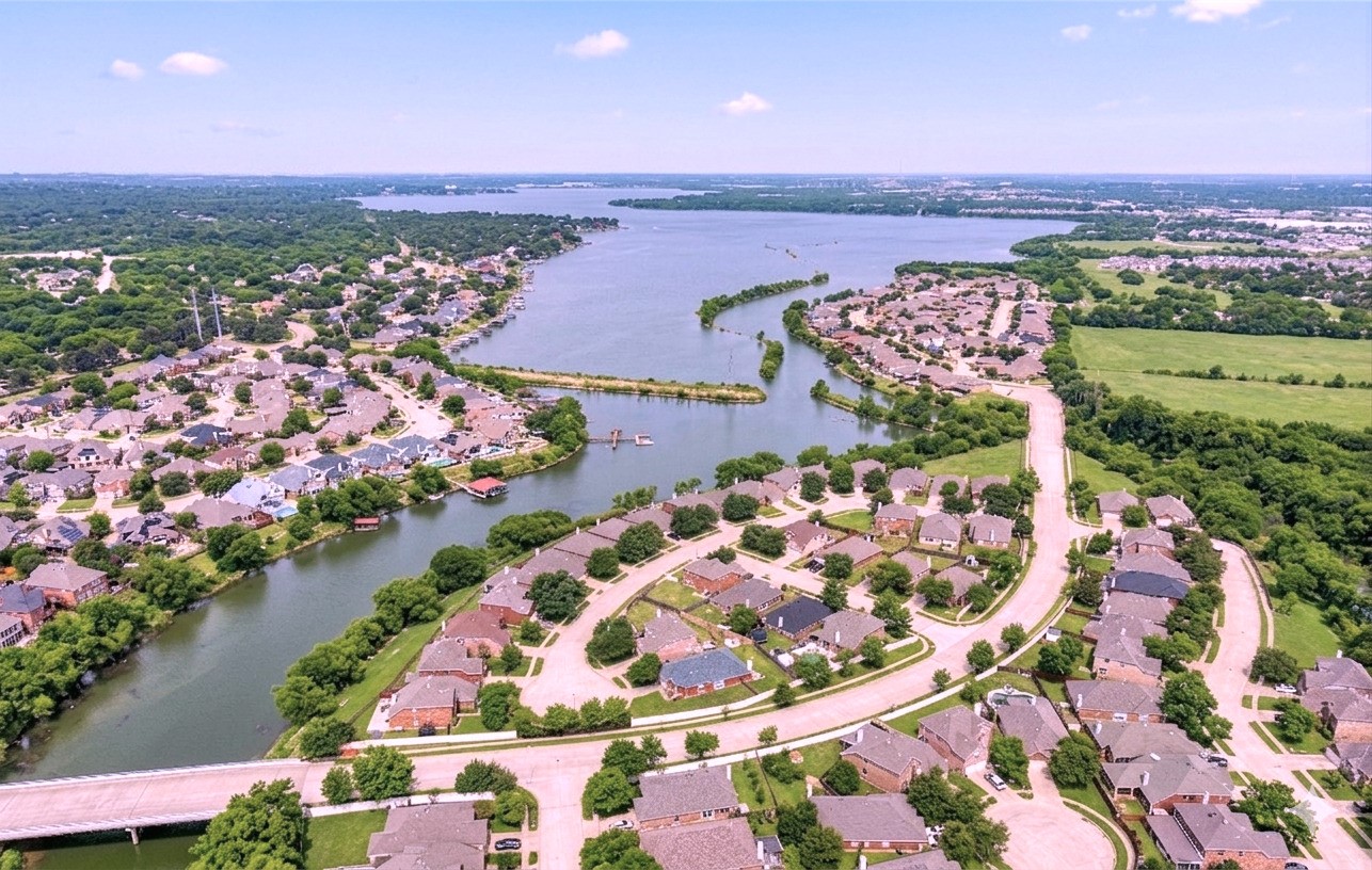 7806 Quiet Waters Drive Arlington TX 76016