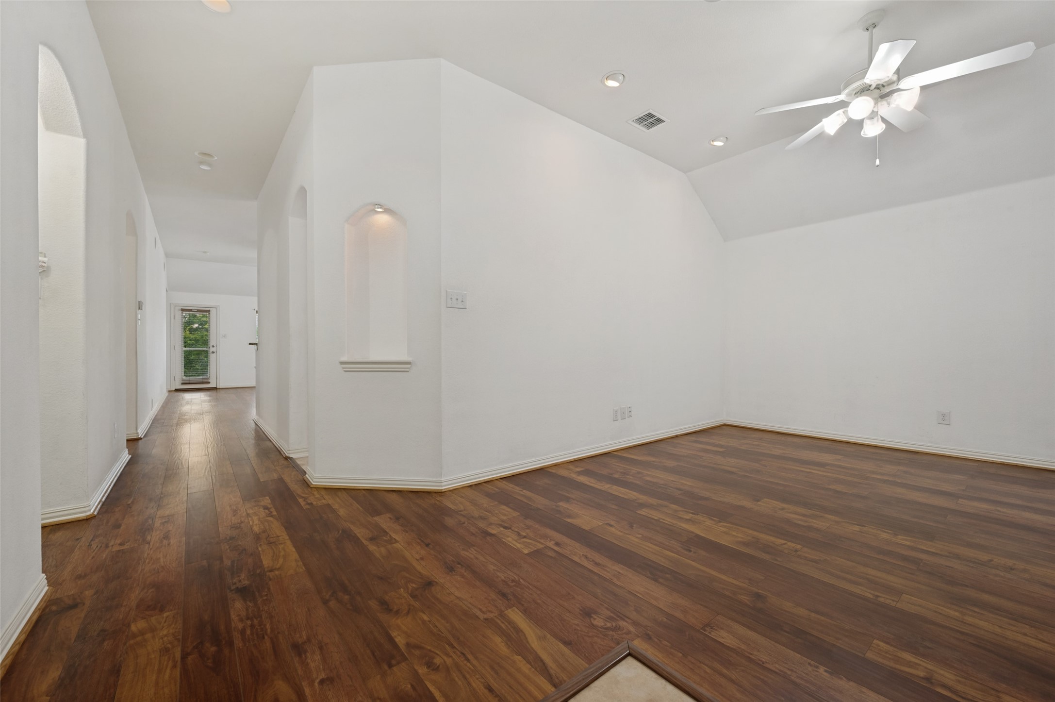 7806 Quiet Waters Drive Arlington TX 76016