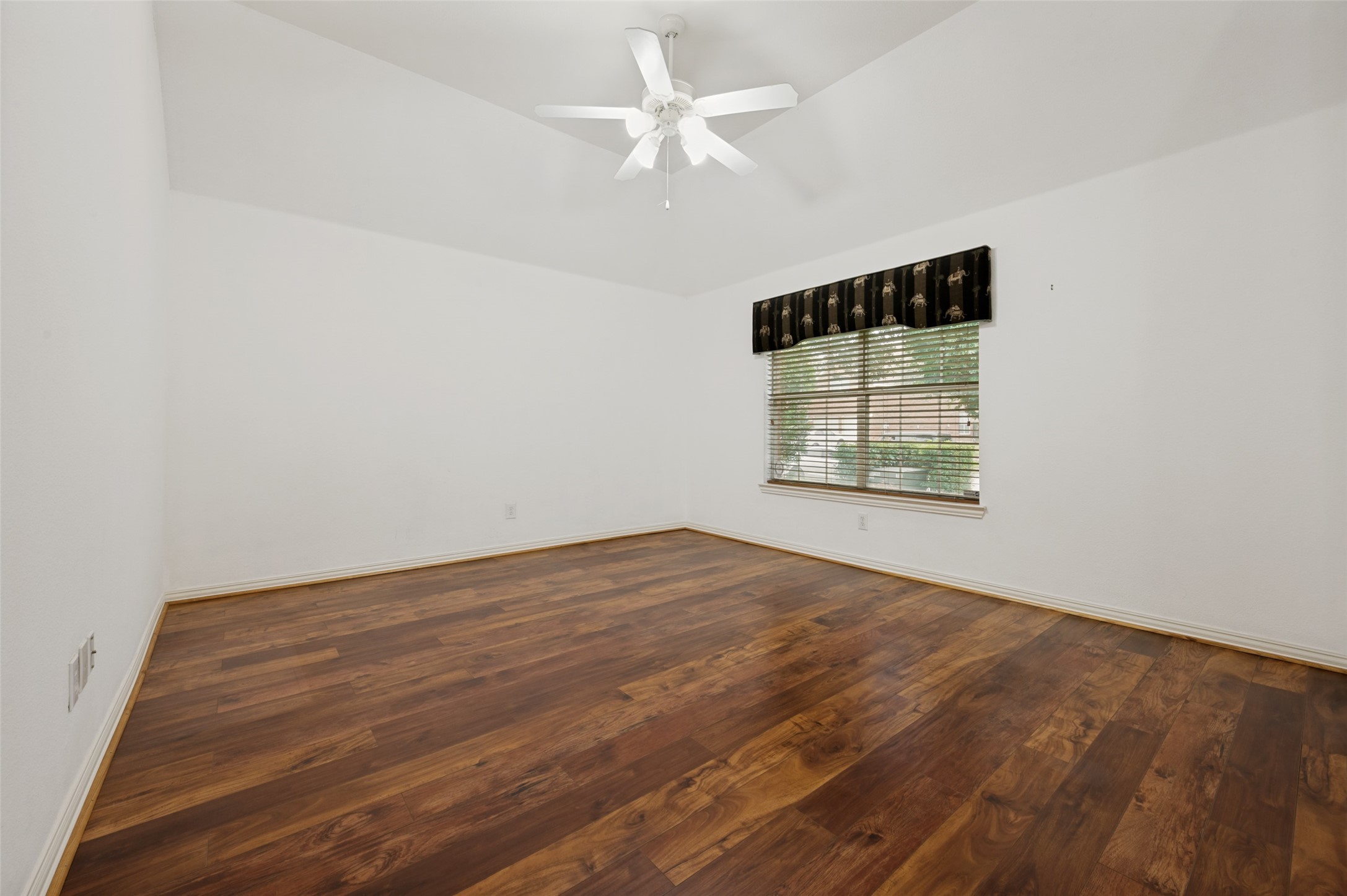 7806 Quiet Waters Drive Arlington TX 76016
