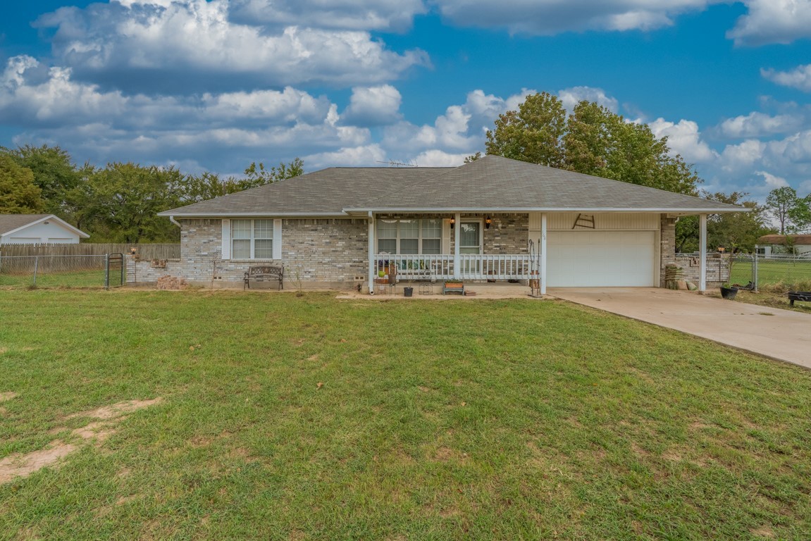 168 Rs County Road 1219 Emory TX 75440