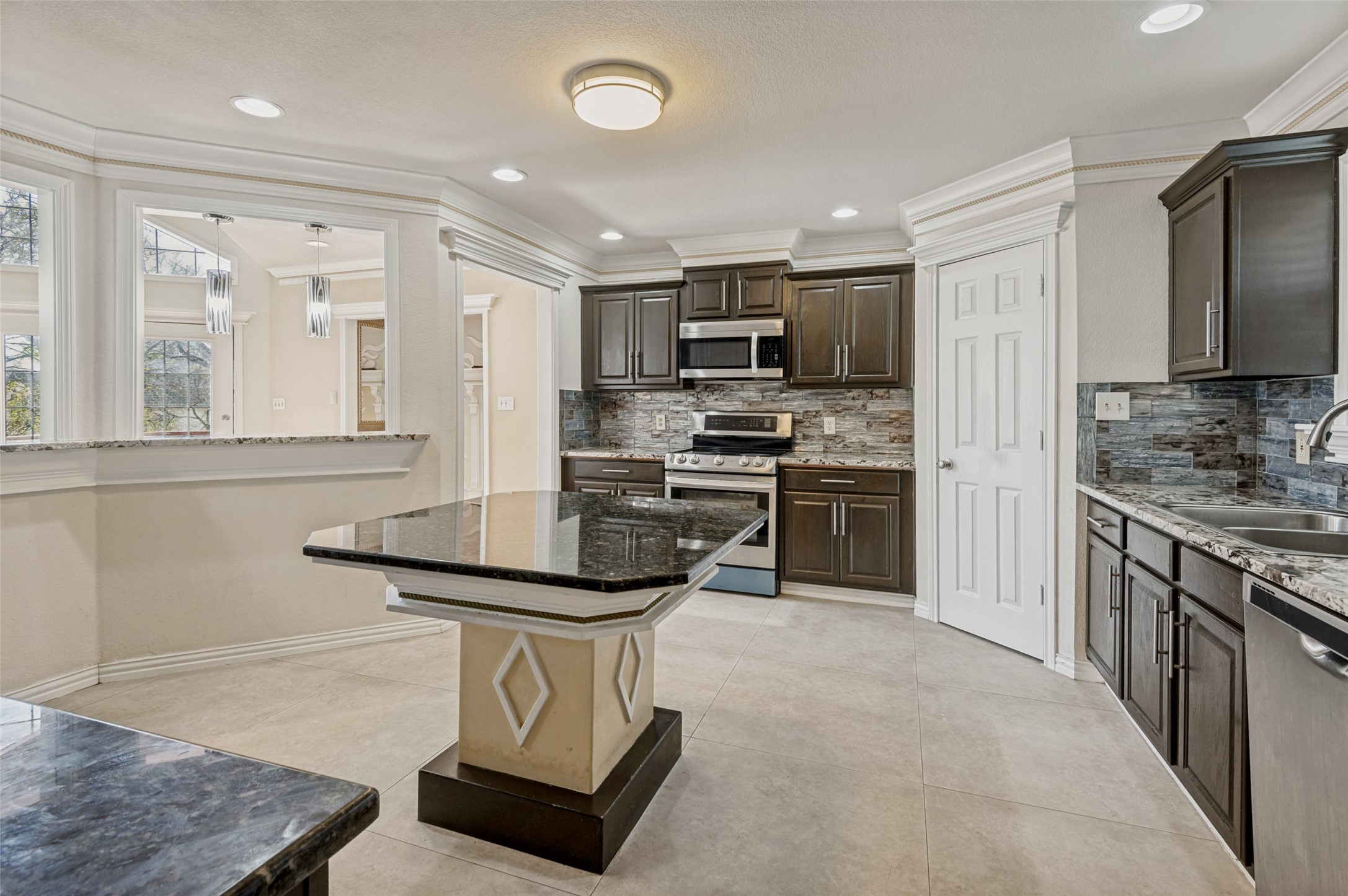 2460 Waterstone Drive Cedar Hill TX 75104
