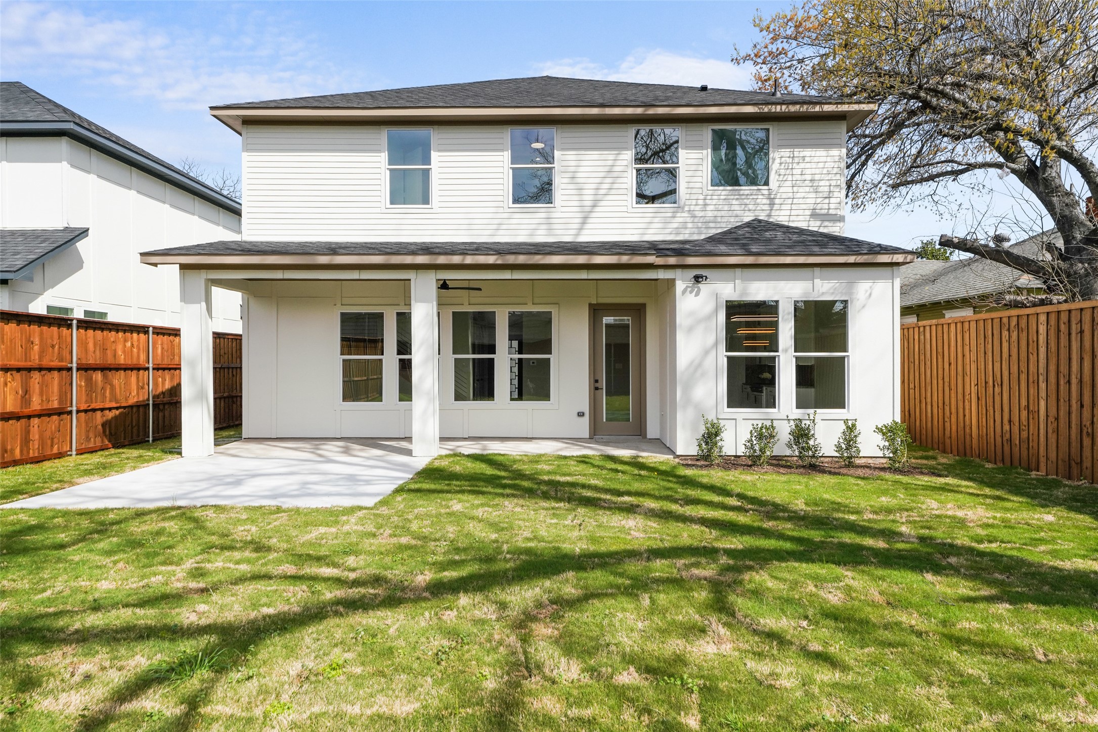 707 Buckalew Street Dallas TX 75208