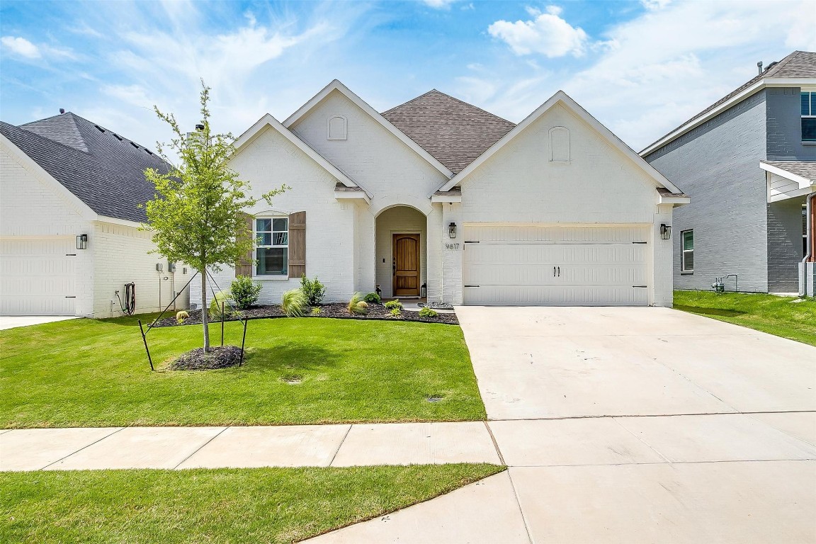 9817 Chaparral Pass Fort Worth TX 76126