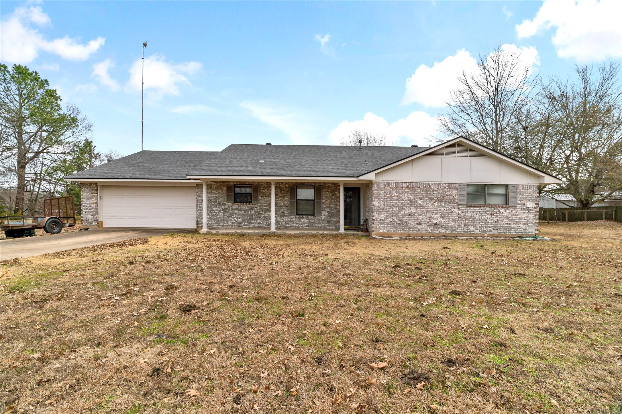 1005 41st Street SW Paris TX 75460