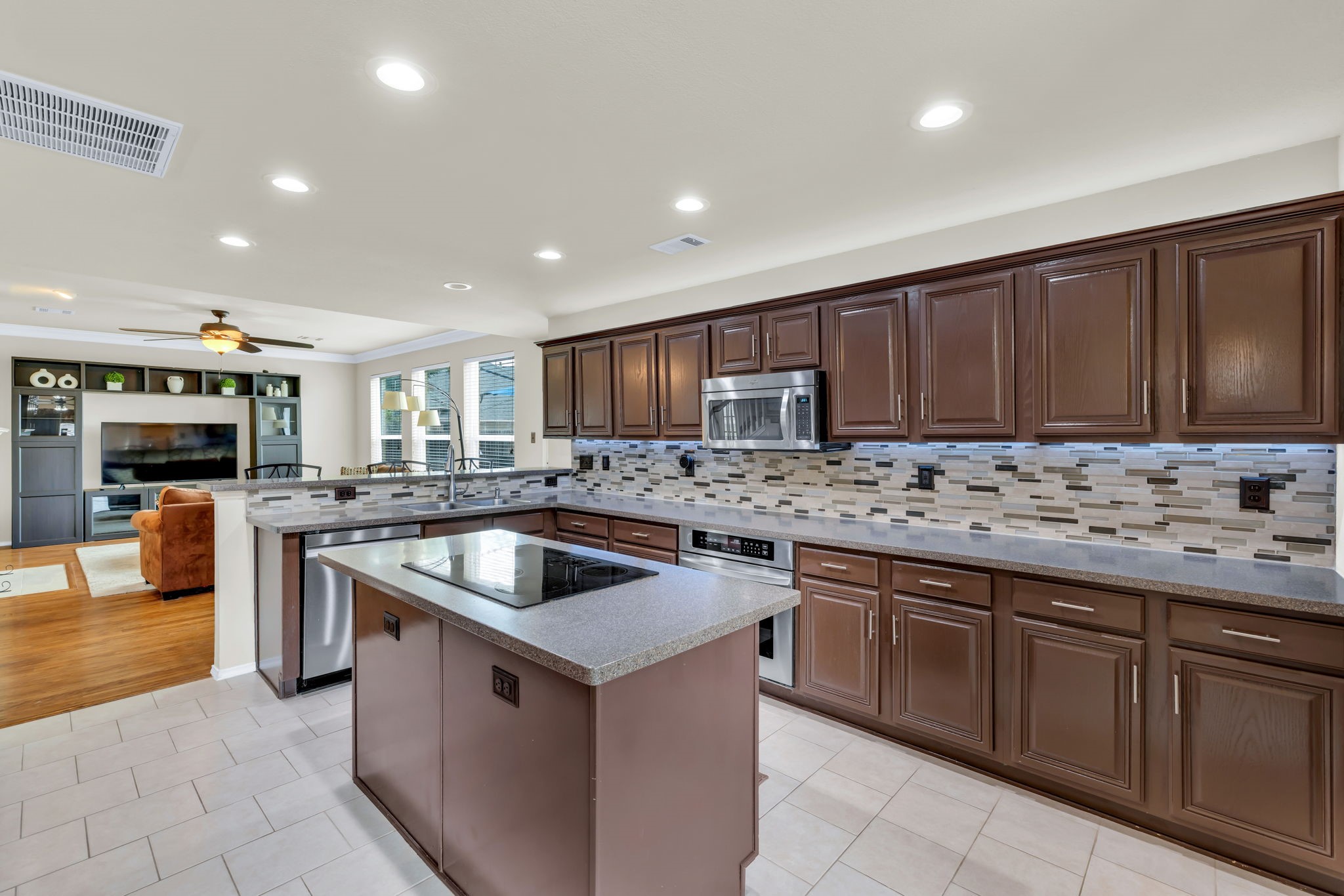 1733 Sawtooth Oak Trail Keller TX 76248