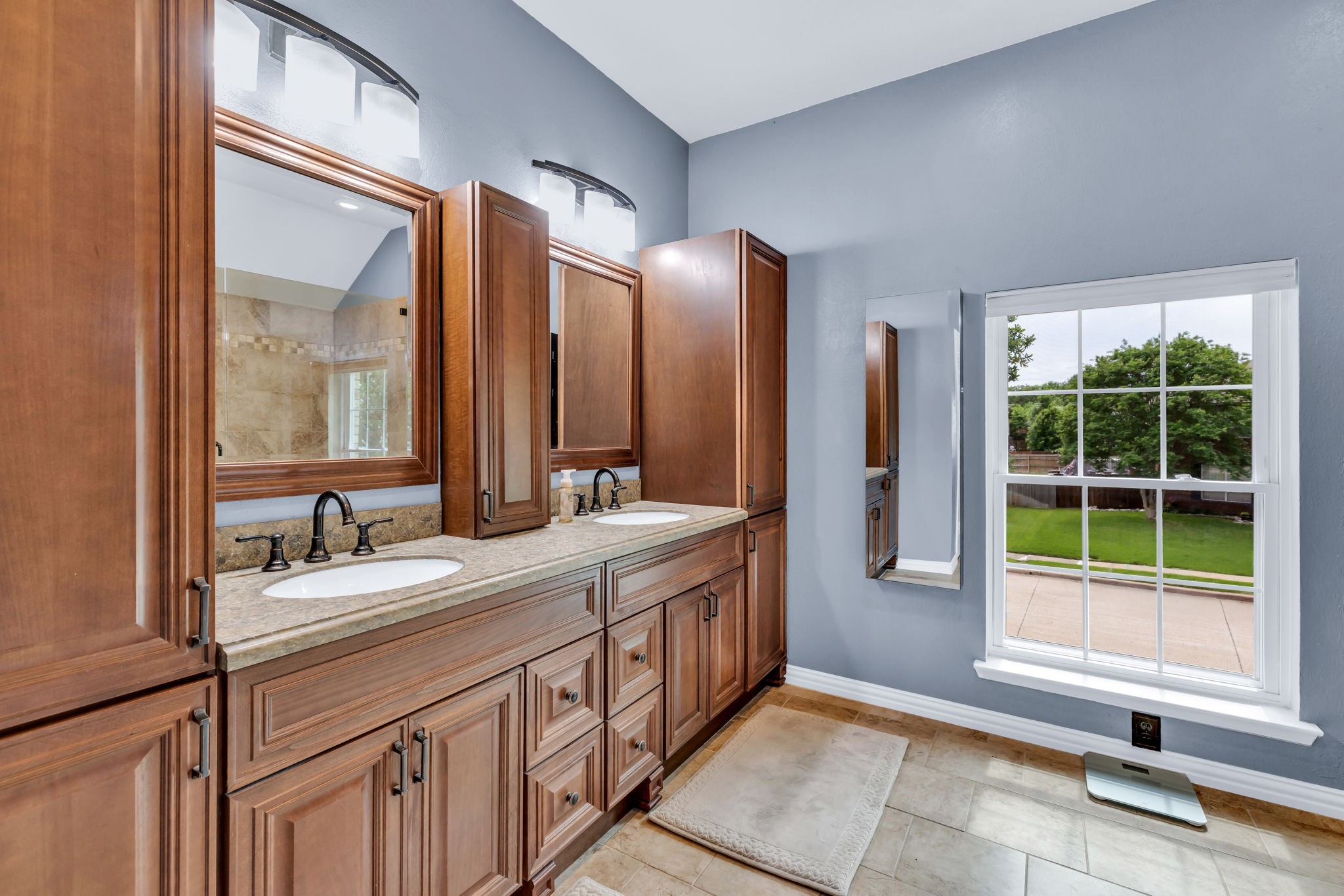 1733 Sawtooth Oak Trail Keller TX 76248
