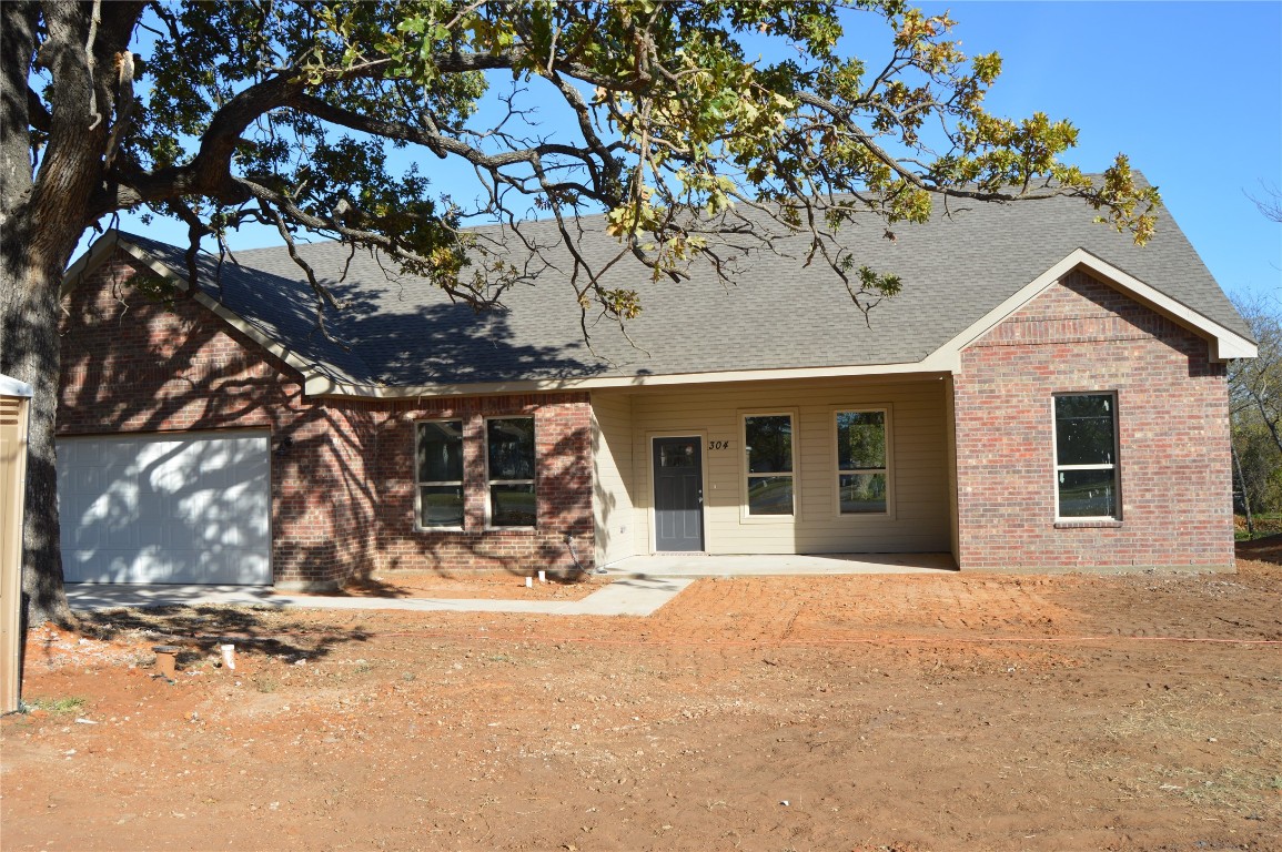 304 Veatch Street Joshua TX 76058