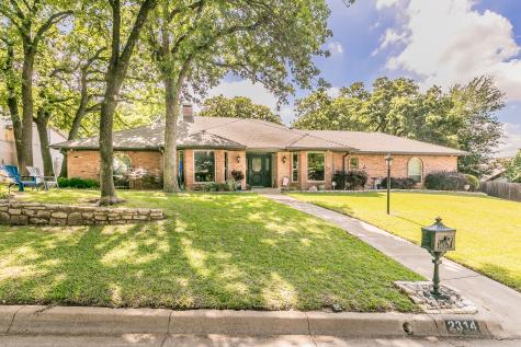 2314 Wakeforest Court Arlington TX 76012
